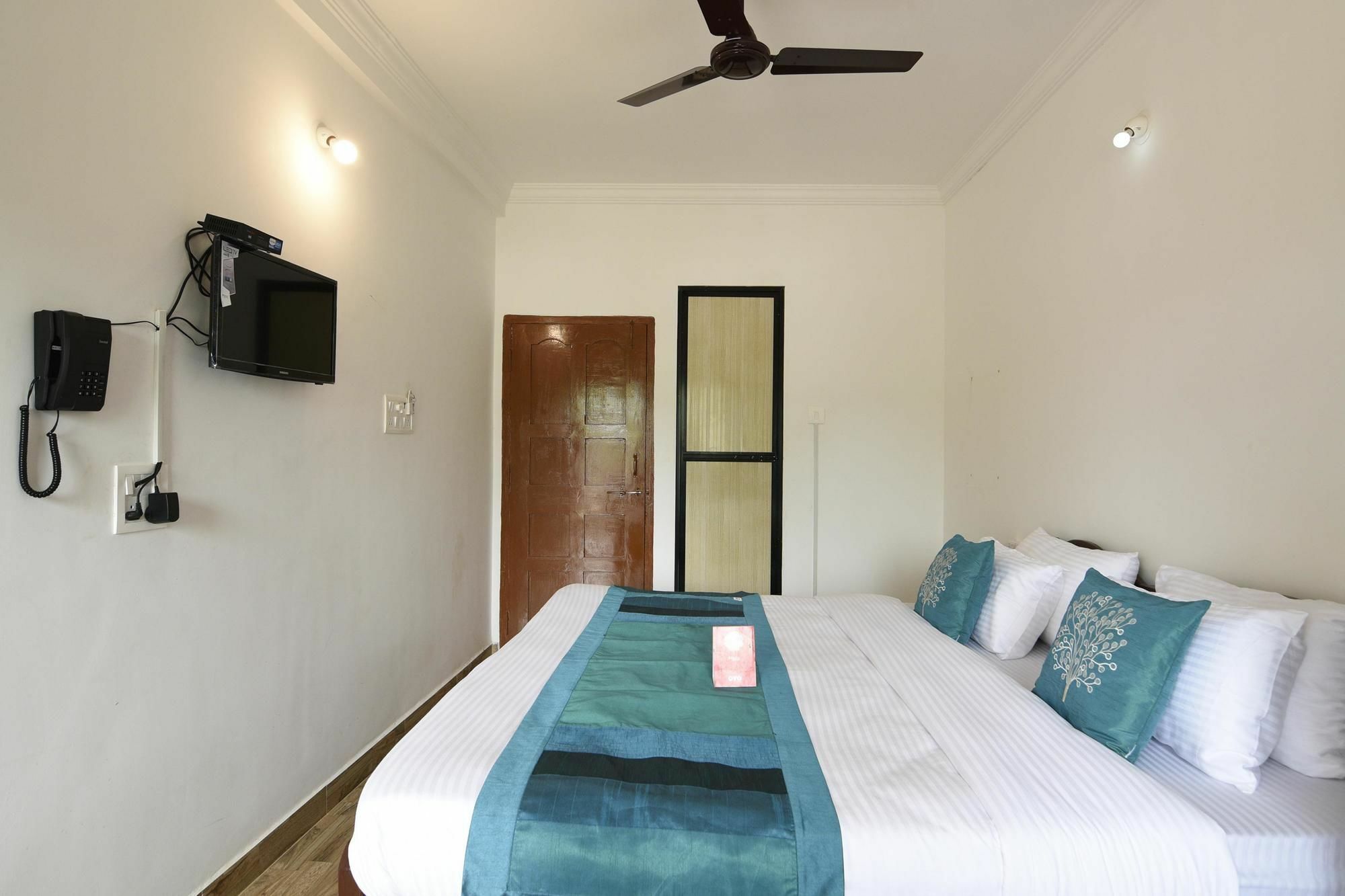 Frank Guest House Baga Exterior foto